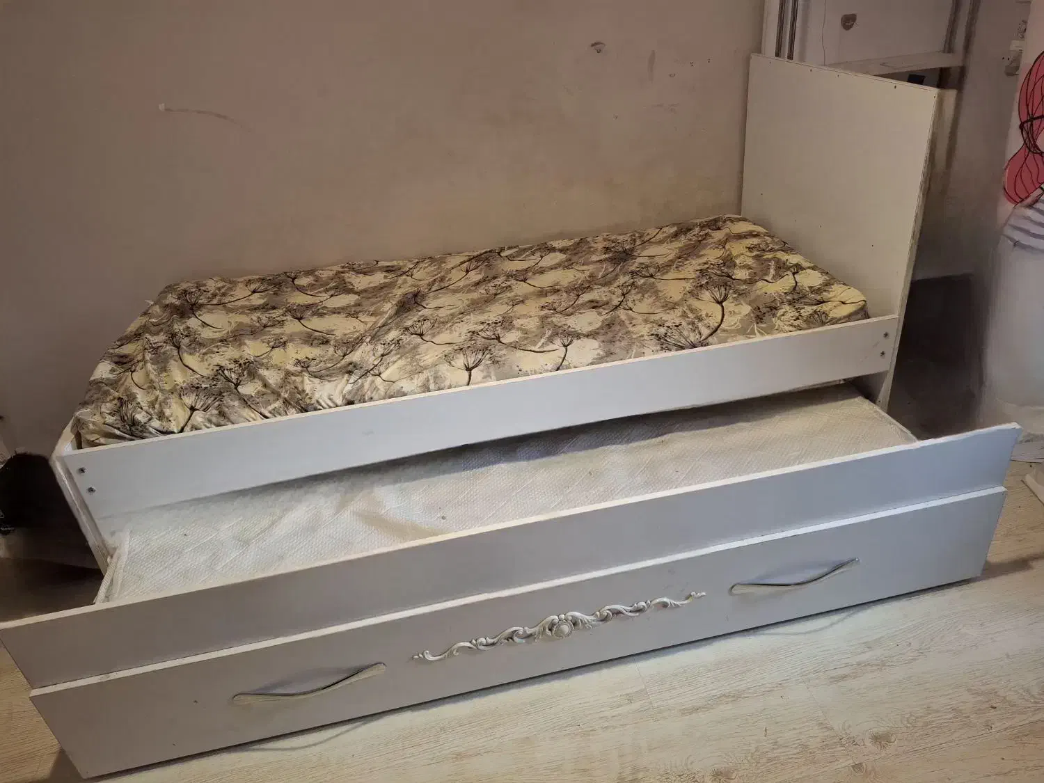 ست تخت نوجوان مهمان میزبان کشویی و میز تحریر|تخت و سرویس خواب|تهران, ارم|دیوار