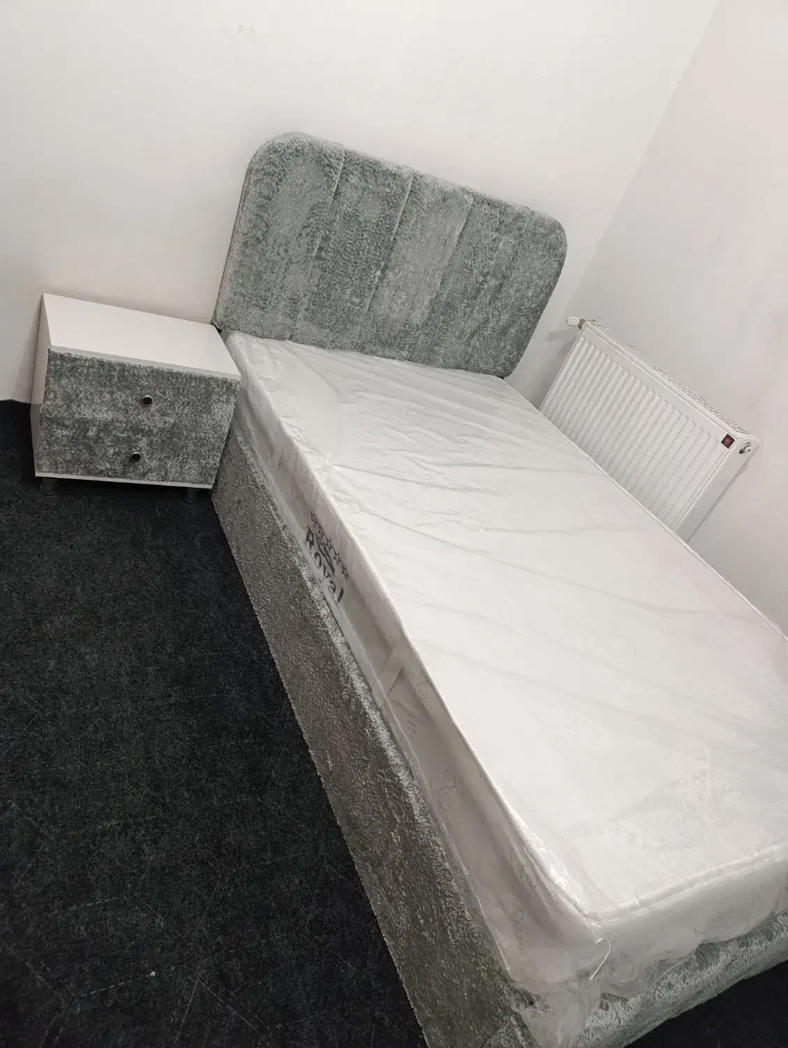 تخت تدی دونفره و یکنفره|تخت و سرویس خواب|گلبهار, شهر جدید گلبهار|دیوار