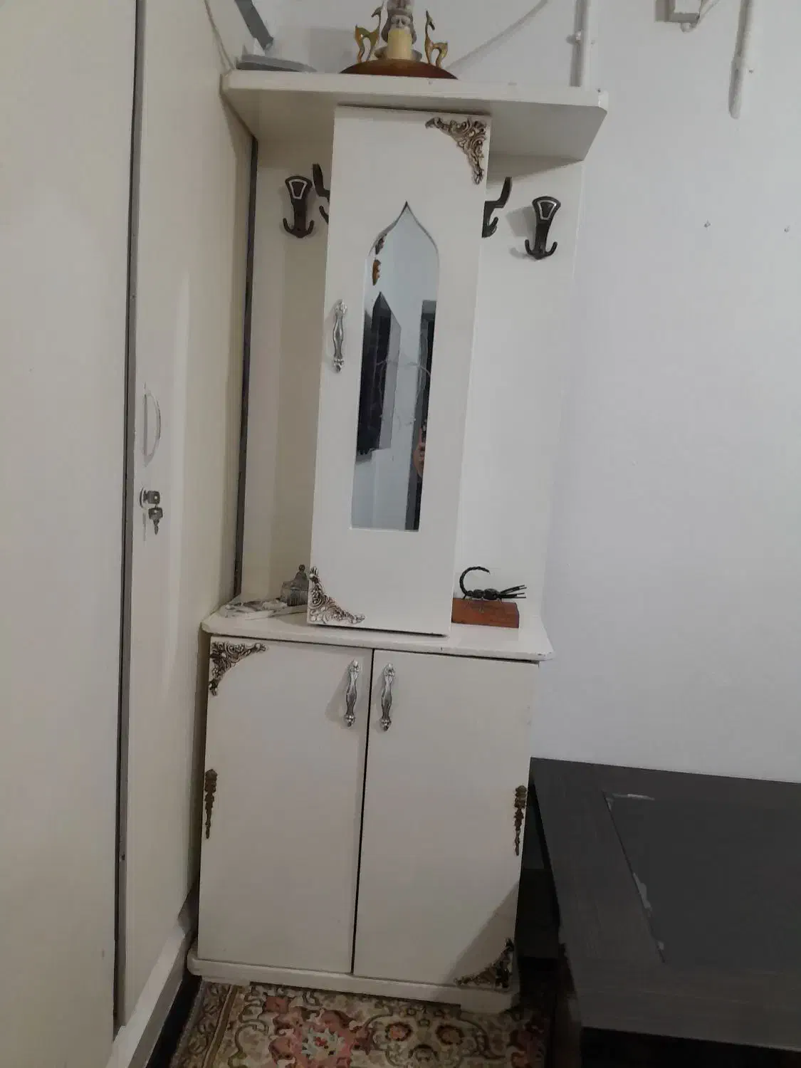 جاکفشی|جاکفشی، کمد، دراور|کنارک, |دیوار