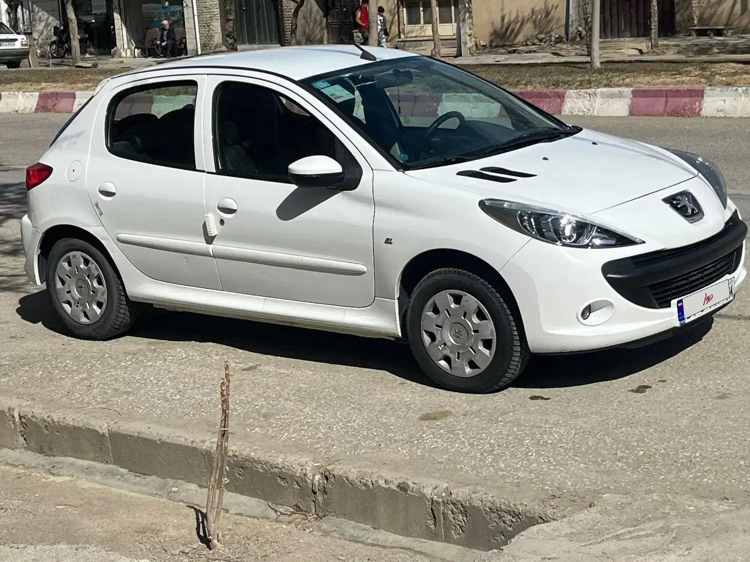 207مدل۱۴۰۱|خودرو سواری و وانت|بهار, |دیوار