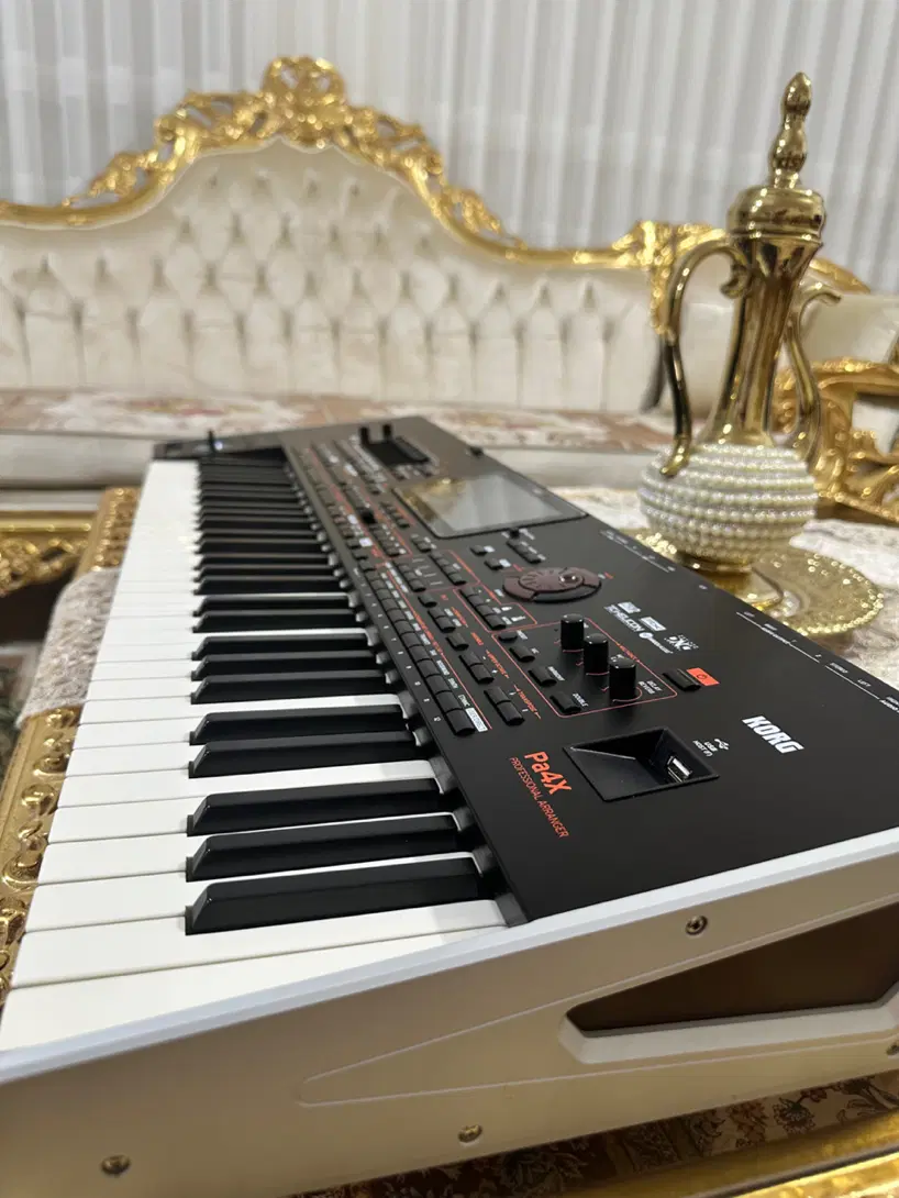 Korg pa4 61 k|پیانو، کیبورد، آکاردئون|قره ضیاالدین, |دیوار