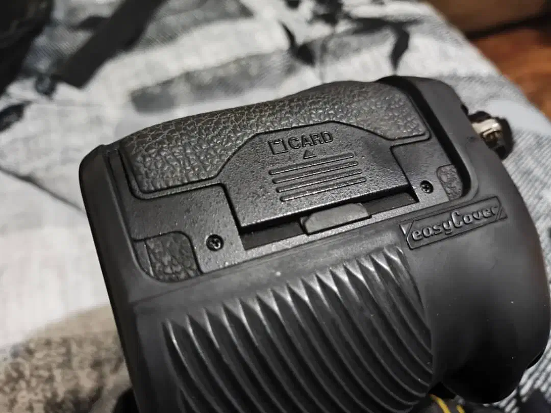 Nikon D810 بسیار کم کار|دوربین عکاسی و فیلمبرداری|مشهد, فلسطین|دیوار