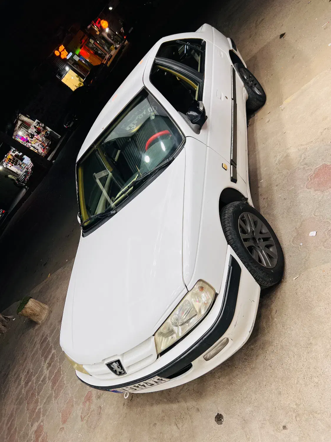 فروش فوری پژو پارس سال 98|خودرو سواری و وانت|کهنوج, |دیوار