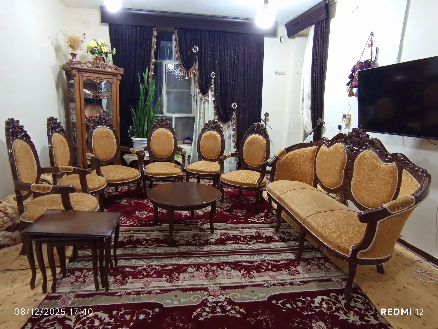 مبل های سلطنتی ۹نفره|مبلمان خانگی و میز عسلی|دزپارت, |دیوار