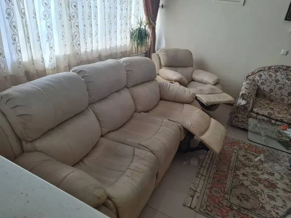 فروش مبل چرمی مکانیکی۴نفره|مبلمان خانگی و میز عسلی|تهران, والفجر|دیوار