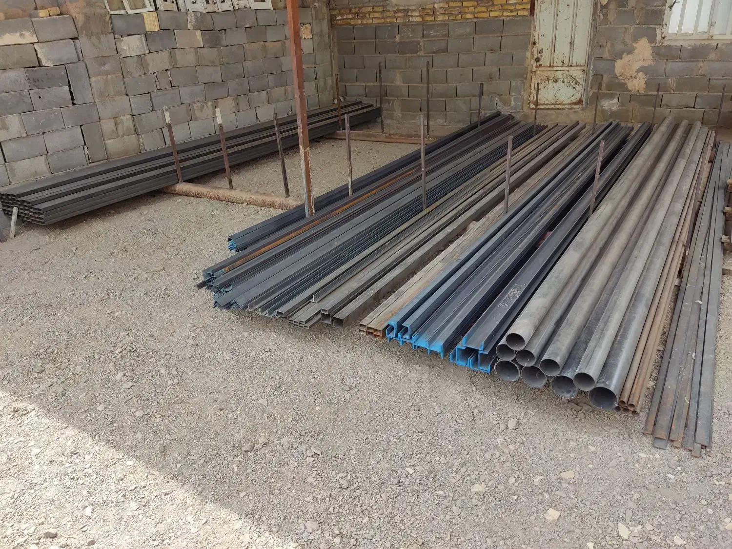 قوطی وسپری ونبشی خاموت وغیره|مصالح و تجهیزات ساختمان|اردکان, |دیوار