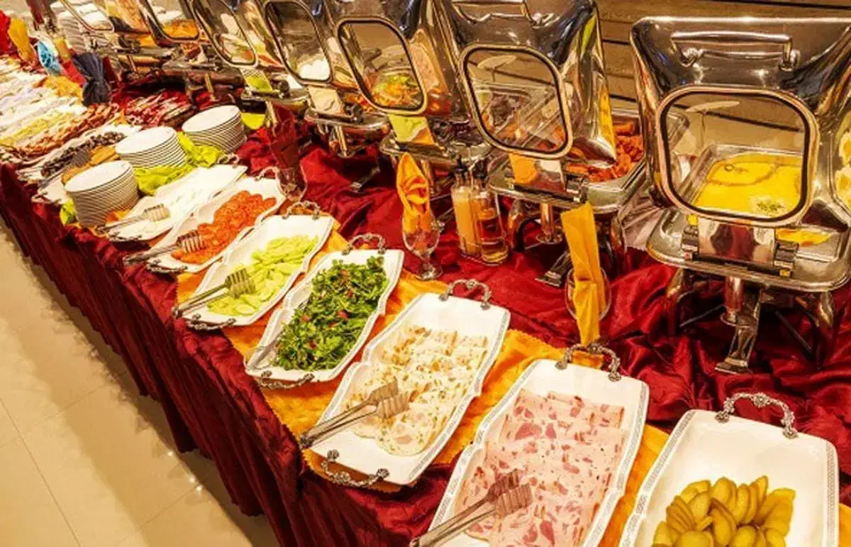 استخدام دردفتر رزرو هتل و رستوران|استخدام خدمات فروشگاه و رستوران|تهران, صادقیه|دیوار