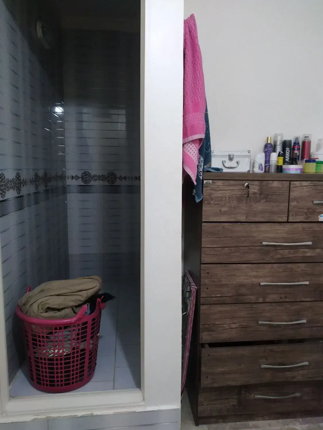 اجاره،دو طبقه ۴۰ متری با پشت بام و اتاق در پشت بام