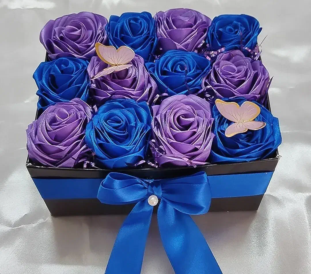 گل رز ربانی|گل مصنوعی|نی‌ریز, |دیوار