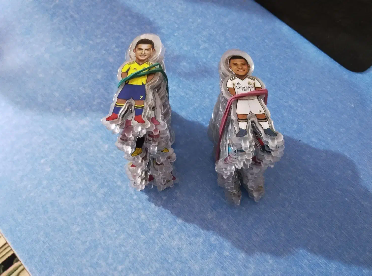 کیمدی|اسباب‌‌بازی|سراب, |دیوار