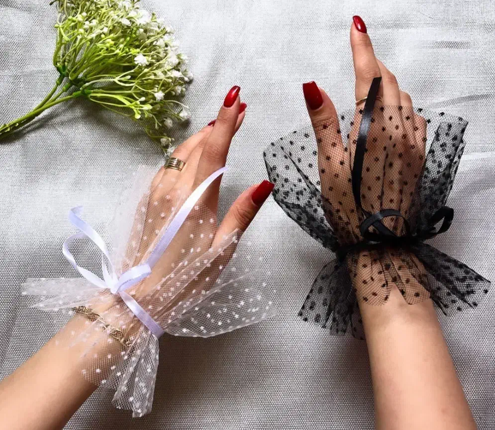 دست کش توری. پابند. مچ بند.|لباس|نیشابور, شهرک اندیشه|دیوار