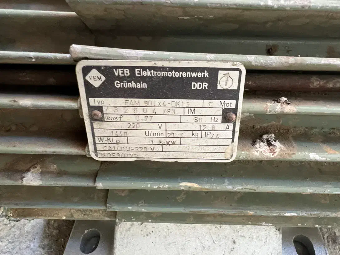 دینام دو اسب آلمان شرقی و دینام یک اسب چینی|ماشین‌آلات صنعتی|تهران, طرشت|دیوار