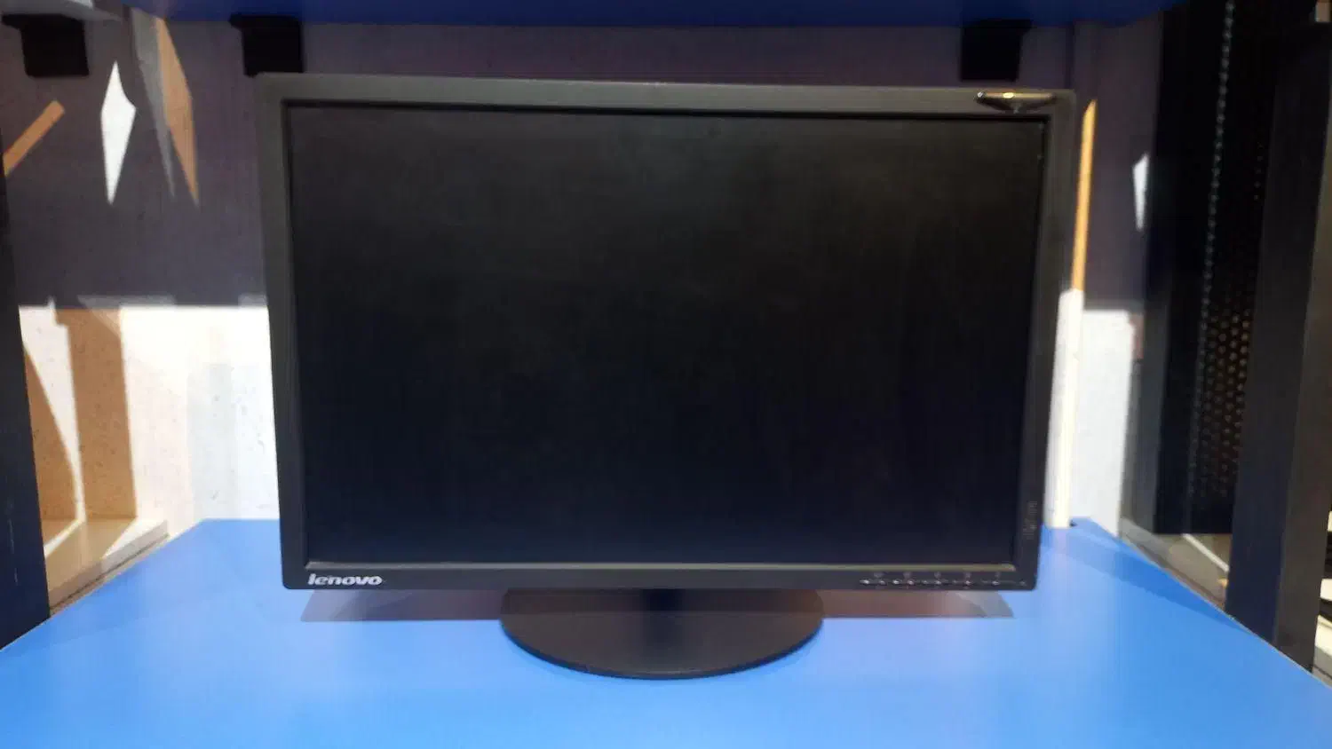 فروش مانیتور|قطعات و لوازم جانبی رایانه|سمنان, |دیوار