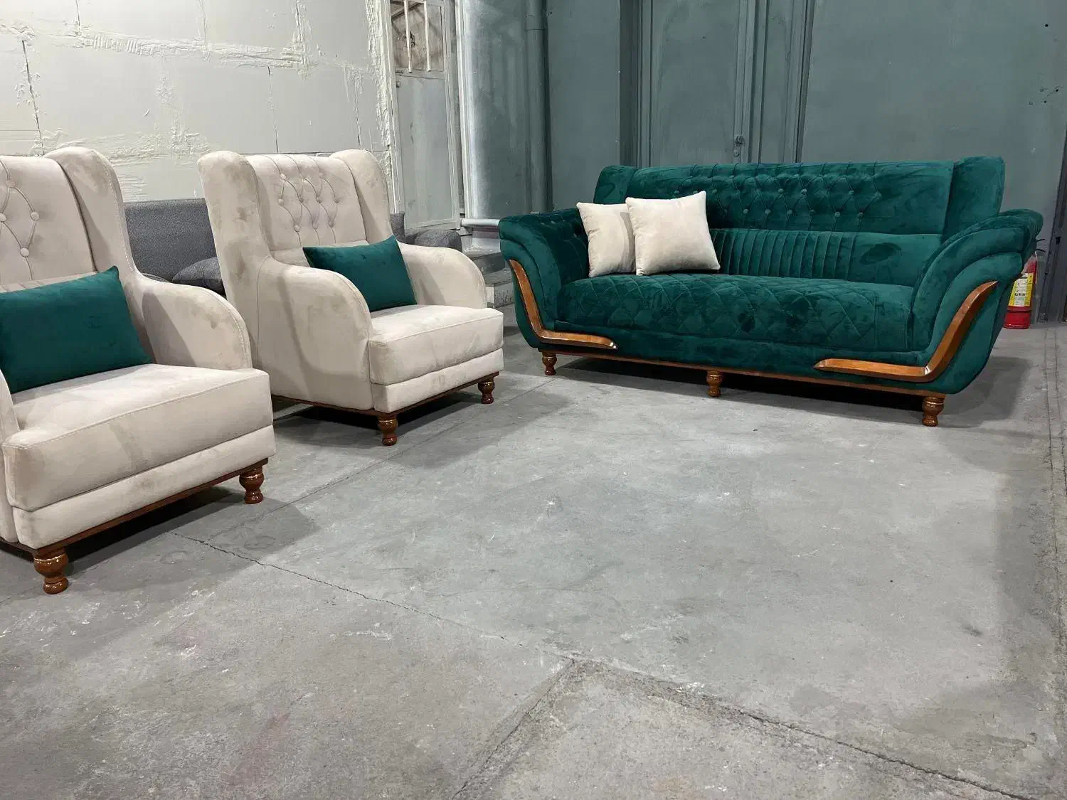 مبل راحتی چستر مارشال اقساط ۱۸ ماهه بدون بهره|مبلمان خانگی و میز عسلی|رشت, یخسازی|دیوار