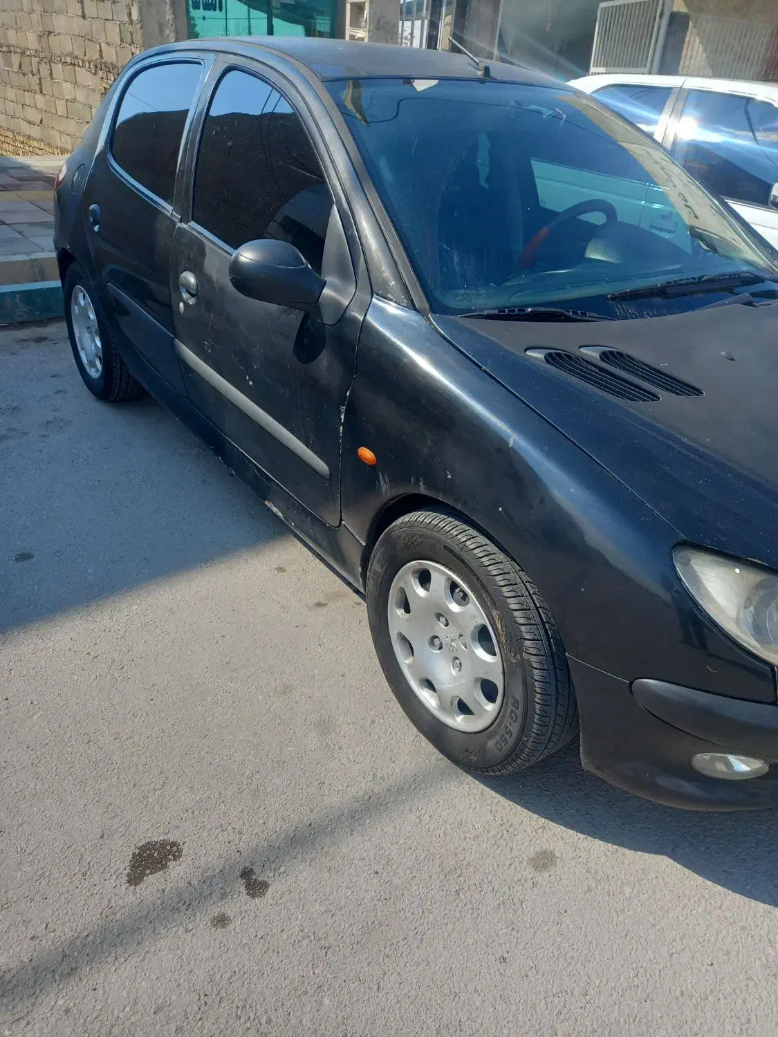 پژو۲۰۶ سالم|خودرو سواری و وانت|آبیک, |دیوار