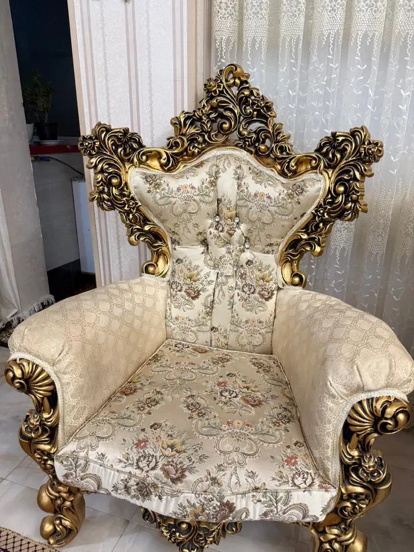 مبل سلطنتی  ۹ نفره با بوفه|مبلمان خانگی و میز عسلی|سهند, |دیوار