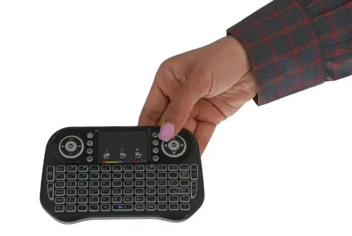 مینی کیبورد با حروف فارسی|قطعات و لوازم جانبی رایانه|رشت, سعدی (تختی)|دیوار