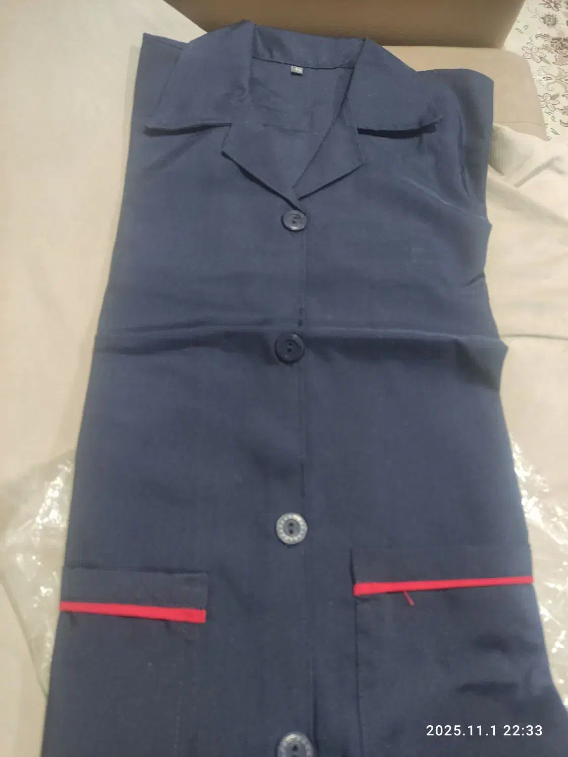 چند دست مانتو نو|لباس|نجف‌آباد, پادگان|دیوار