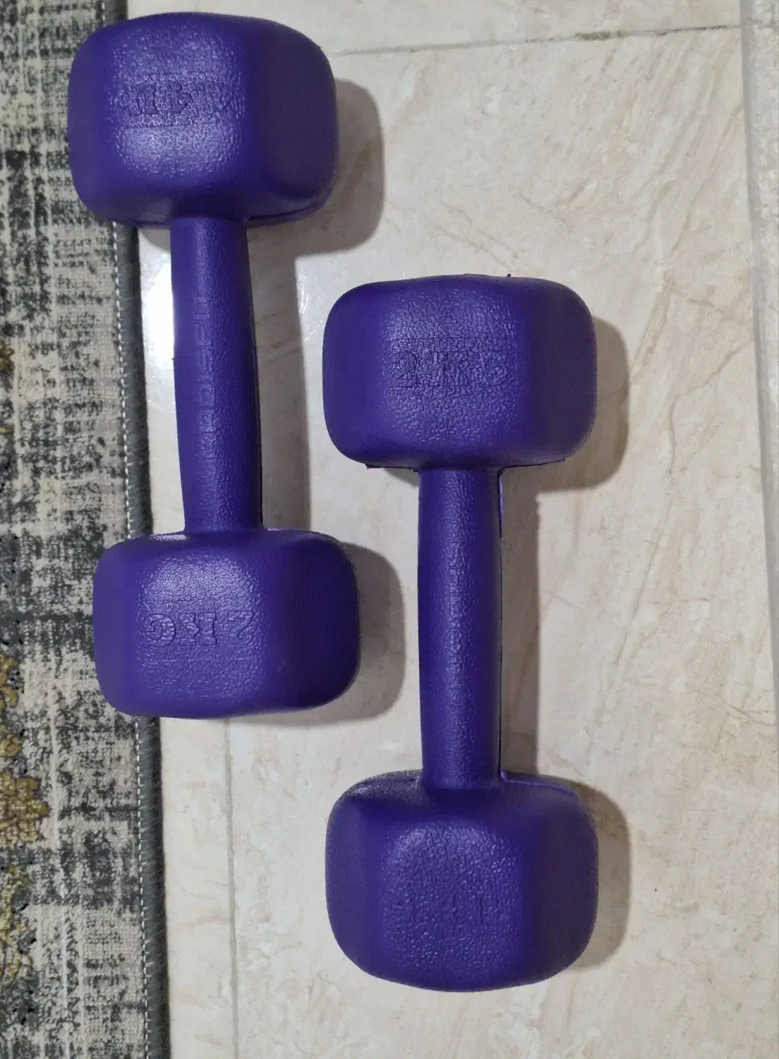 دمبل ادونیم کیلو و ۴  کیلو موجود هس|تجهیزات ورزشی|ارومیه, |دیوار