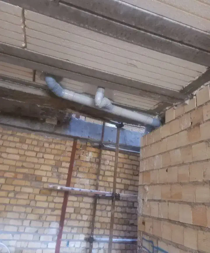 بناتعویض سنگ توالت کاشی کارکاشیکارلوله کش رنگ آمیز|خدمات پیشه و مهارت|اهواز, اهواز|دیوار