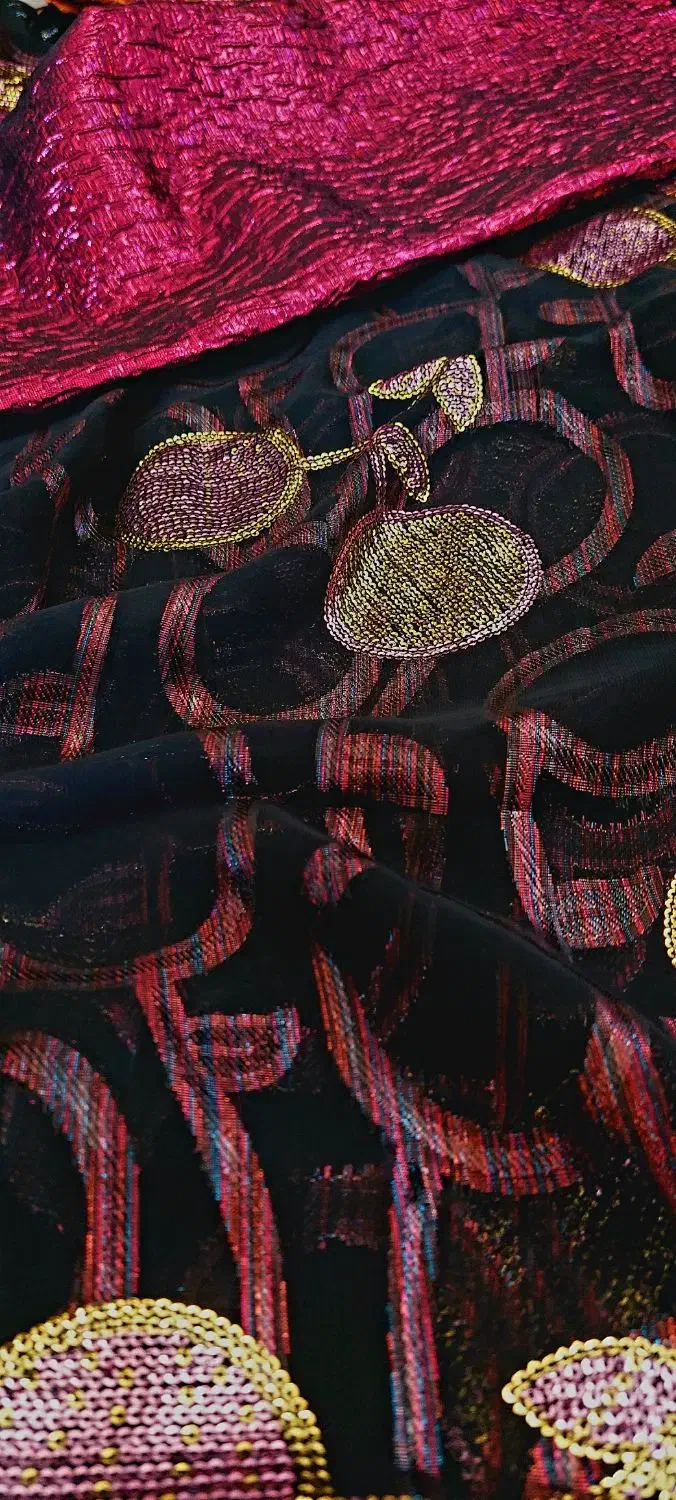 پارچه نازنازی و حریر|لباس|مریوان, |دیوار