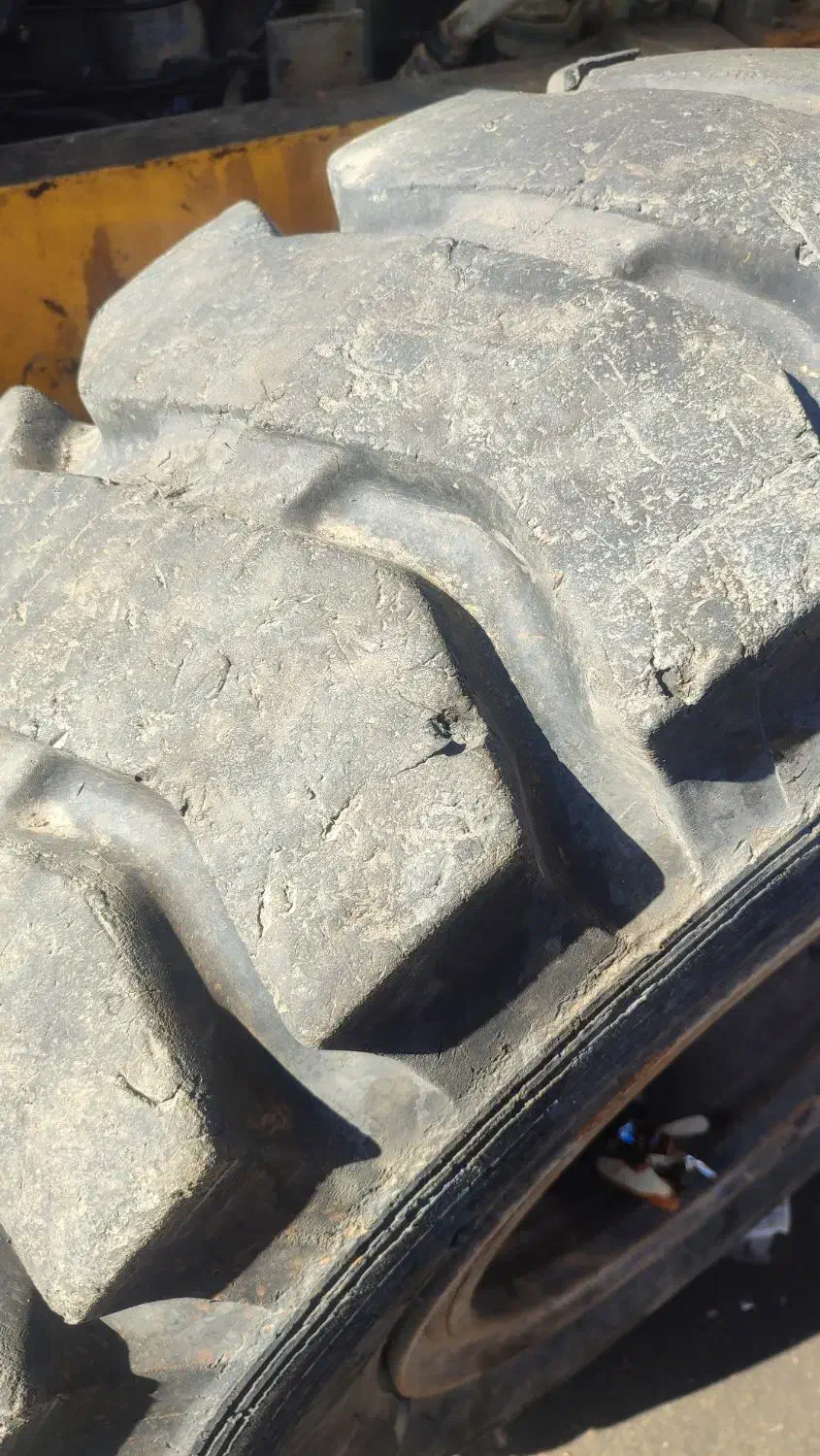 لاستیک گریدر|خودرو سنگین|شیراز, شهرک رضوان|دیوار