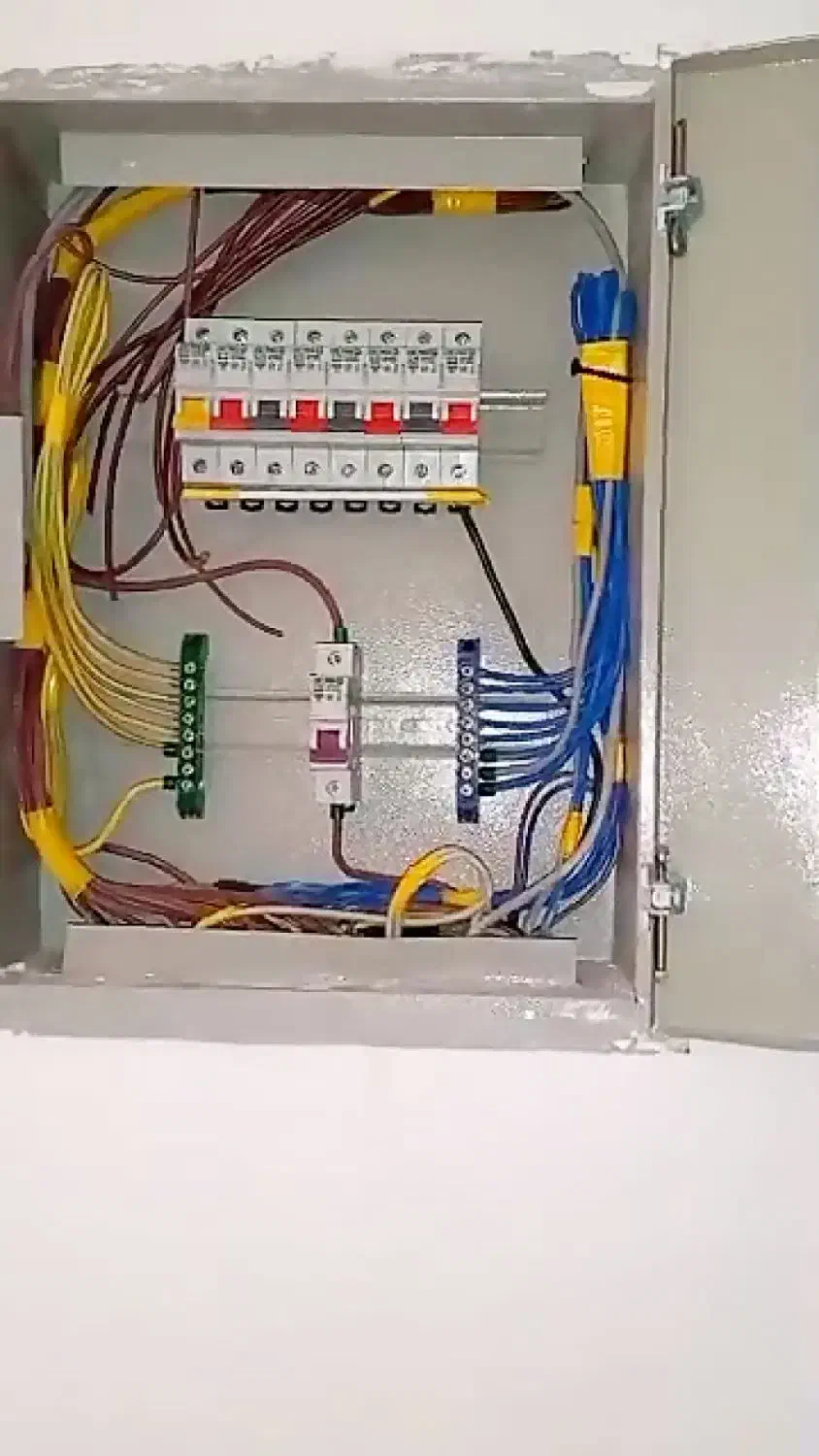 خدمات برق سختمان صفر تاصد|خدمات پیشه و مهارت|محمدشهر, محمدشهر|دیوار