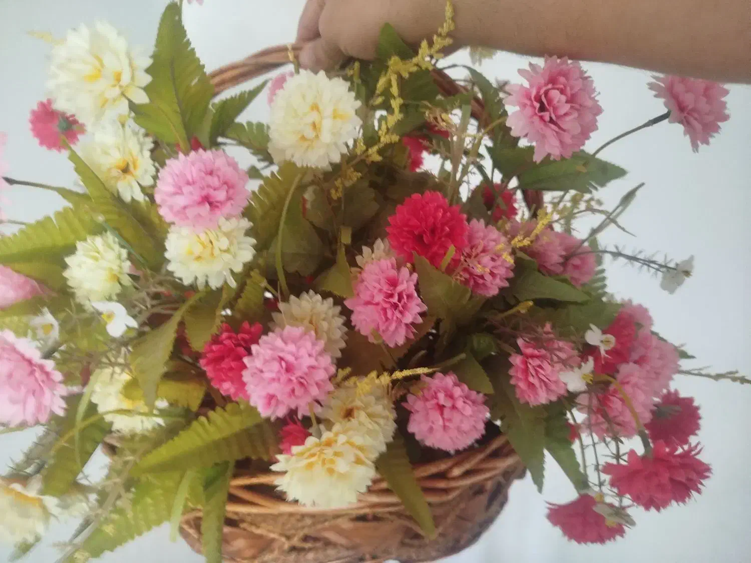 سبد گل بزرگ مصنوعی دسته دار حصیری چوبی|صنایع دستی و سایر لوازم تزئینی|رشت, گلسار|دیوار