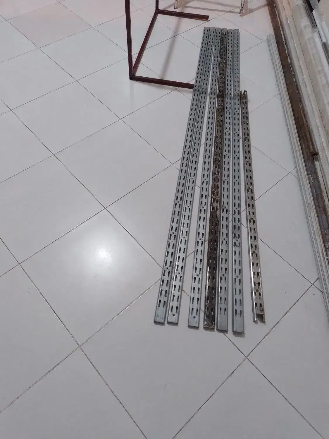 رگال دیواری|کتابخانه، شلف، قفسه‌های دیواری|هشتگرد, شهرک بعثت|دیوار