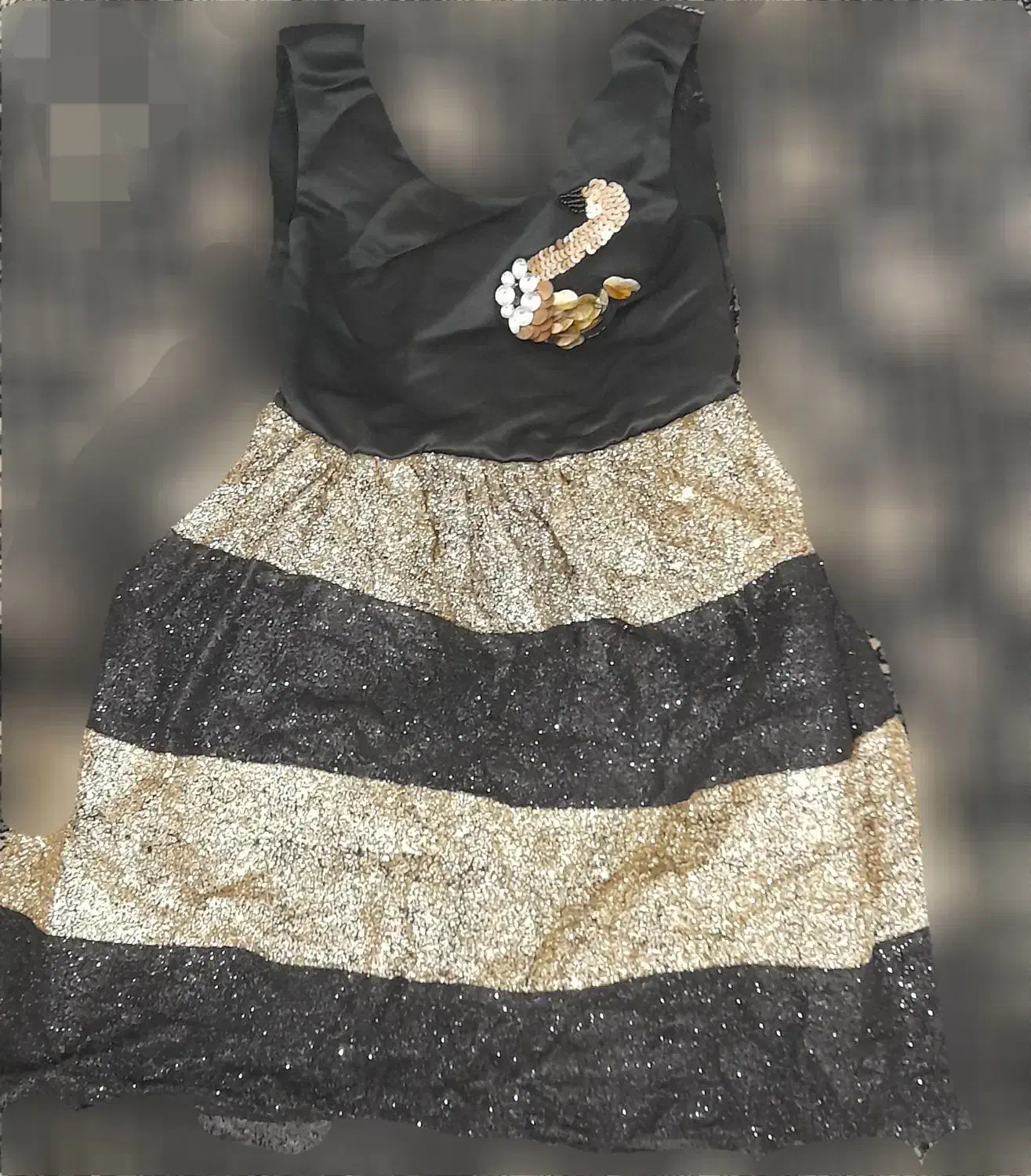 ۲ دست لباس نو|لباس|مسجد سلیمان, |دیوار