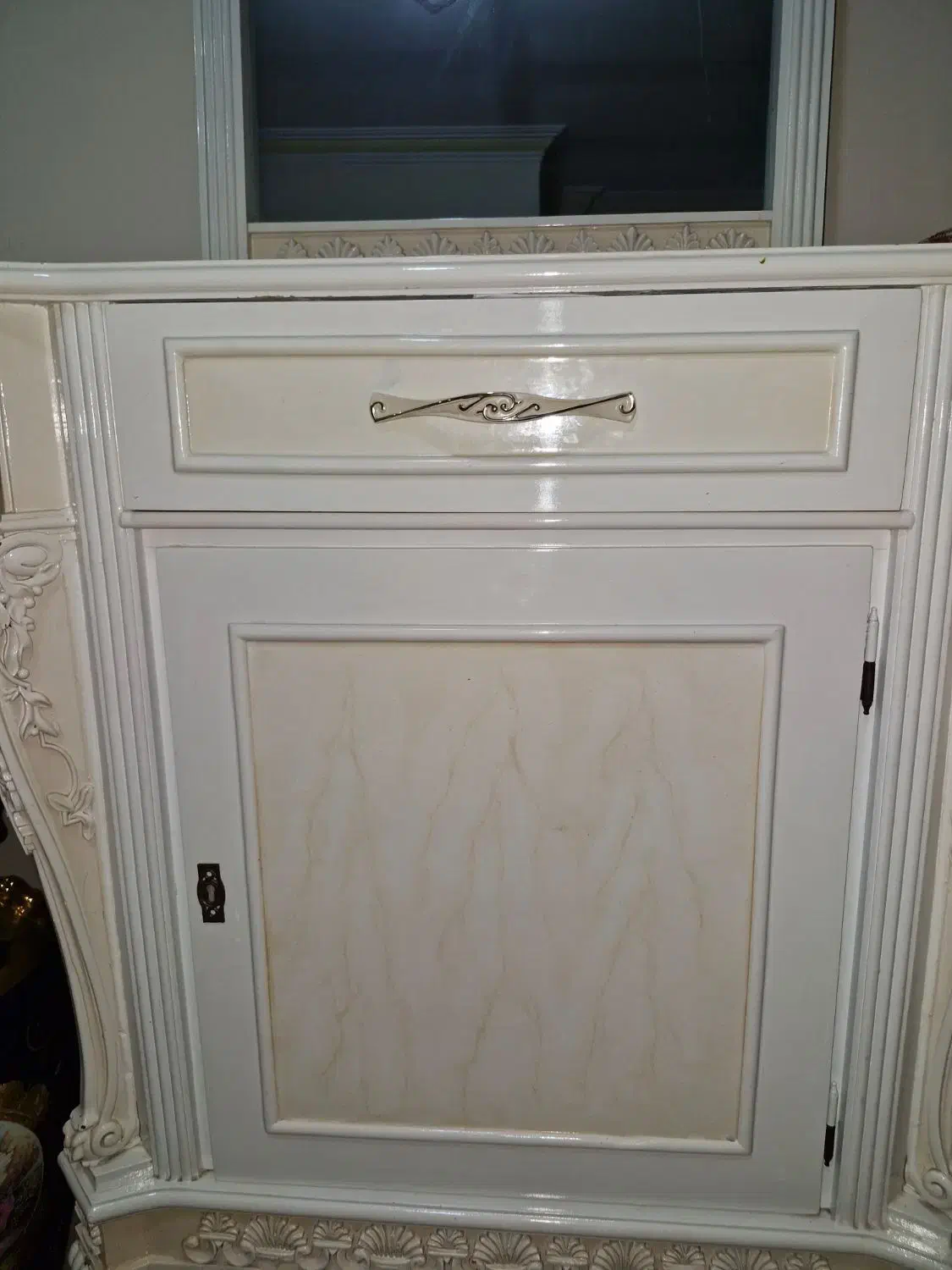 اینه کنسول|بوفه، ویترین، کنسول|تهران, میدان میوه و تره‌بار مرکزی|دیوار