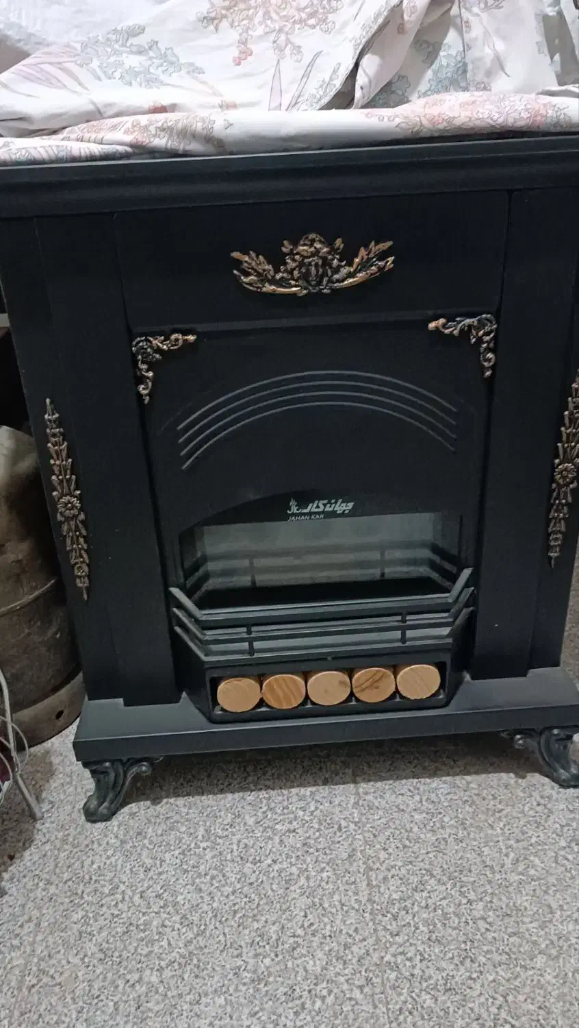 بخاری سالم و کاملا نو|بخاری، هیتر، شومینه|زرندیه, |دیوار