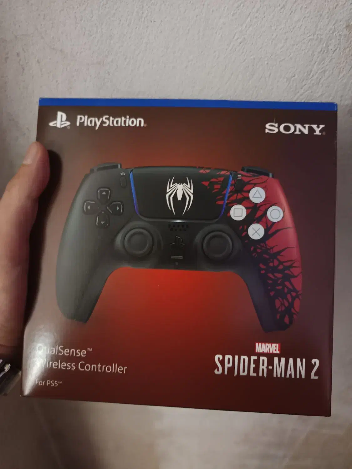 دسته پی اس فور طرح پی اس فایو|کنسول، بازی ویدئویی و آنلاین|پرند, فاز ۱|دیوار