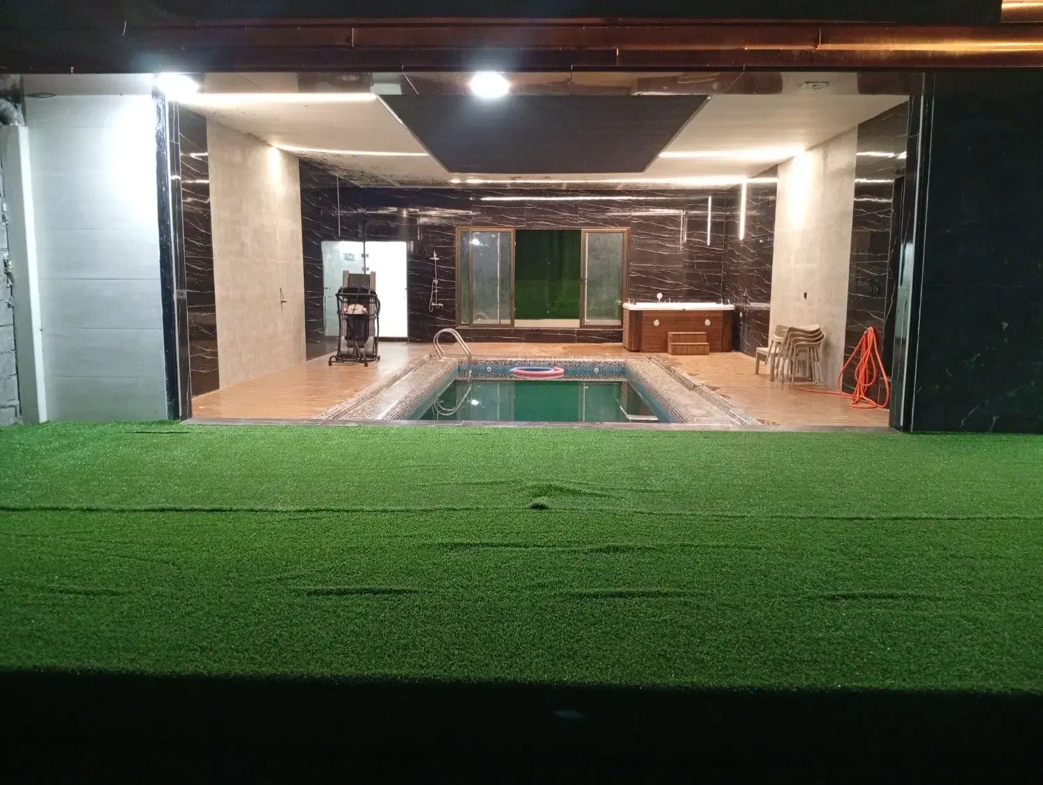 اجاره ویلا روزانه استخر دار کولر گازی نوساز|اجارهٔ کوتاه‌مدت ویلا و باغ|ارومیه, |دیوار