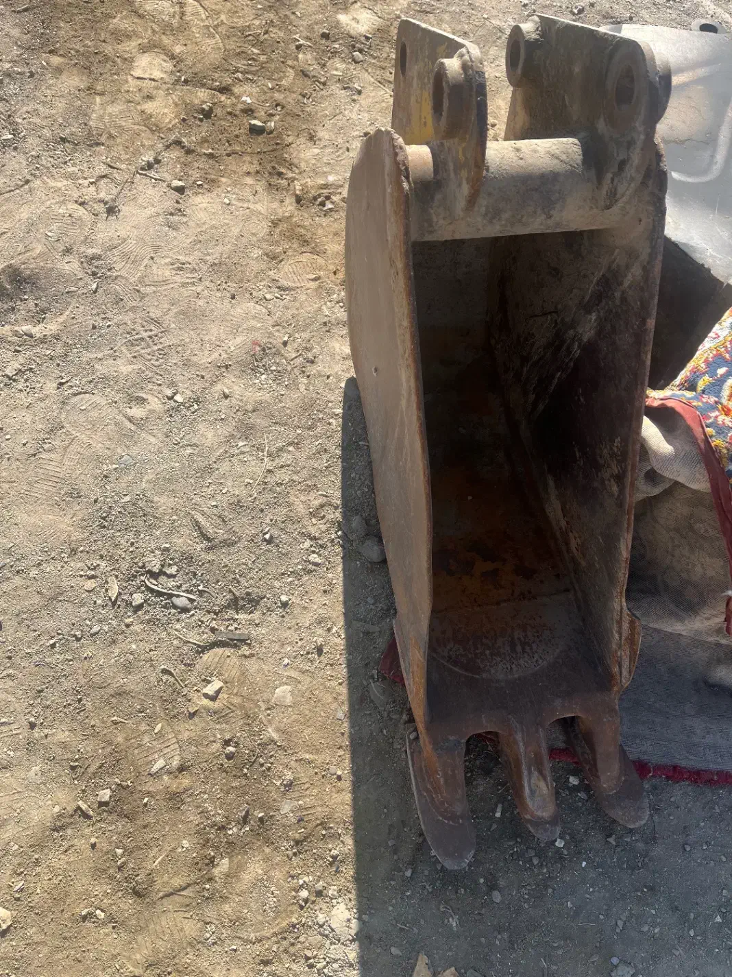 پاکت ۴۰ بیل بکهو سنو پارس|قطعات یدکی و لوازم جانبی|صالح آباد, |دیوار