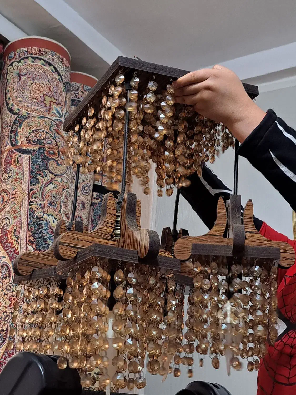 لوستر|لوستر و چراغ آویز|لاهیجان, فیاض|دیوار