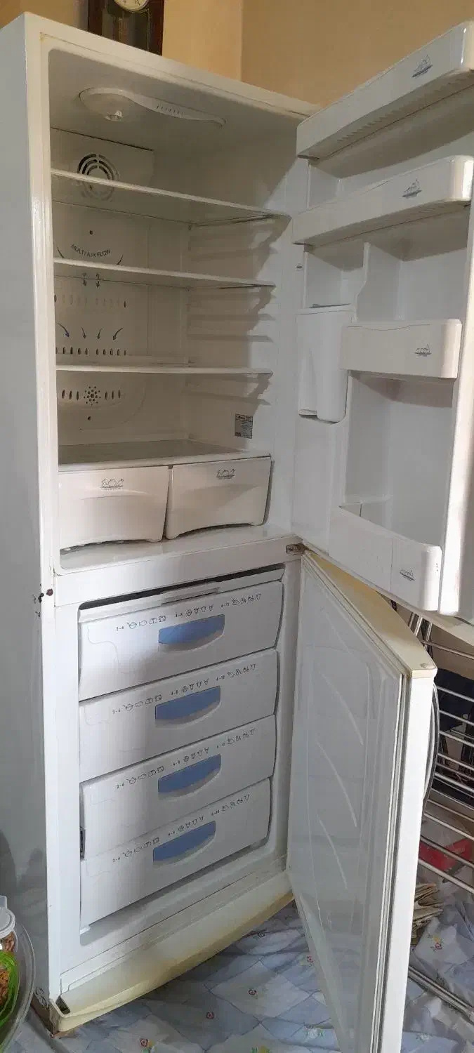 یخچال هیمالیا با برفک در حد نو|یخچال و فریزر|قائم‌شهر, |دیوار