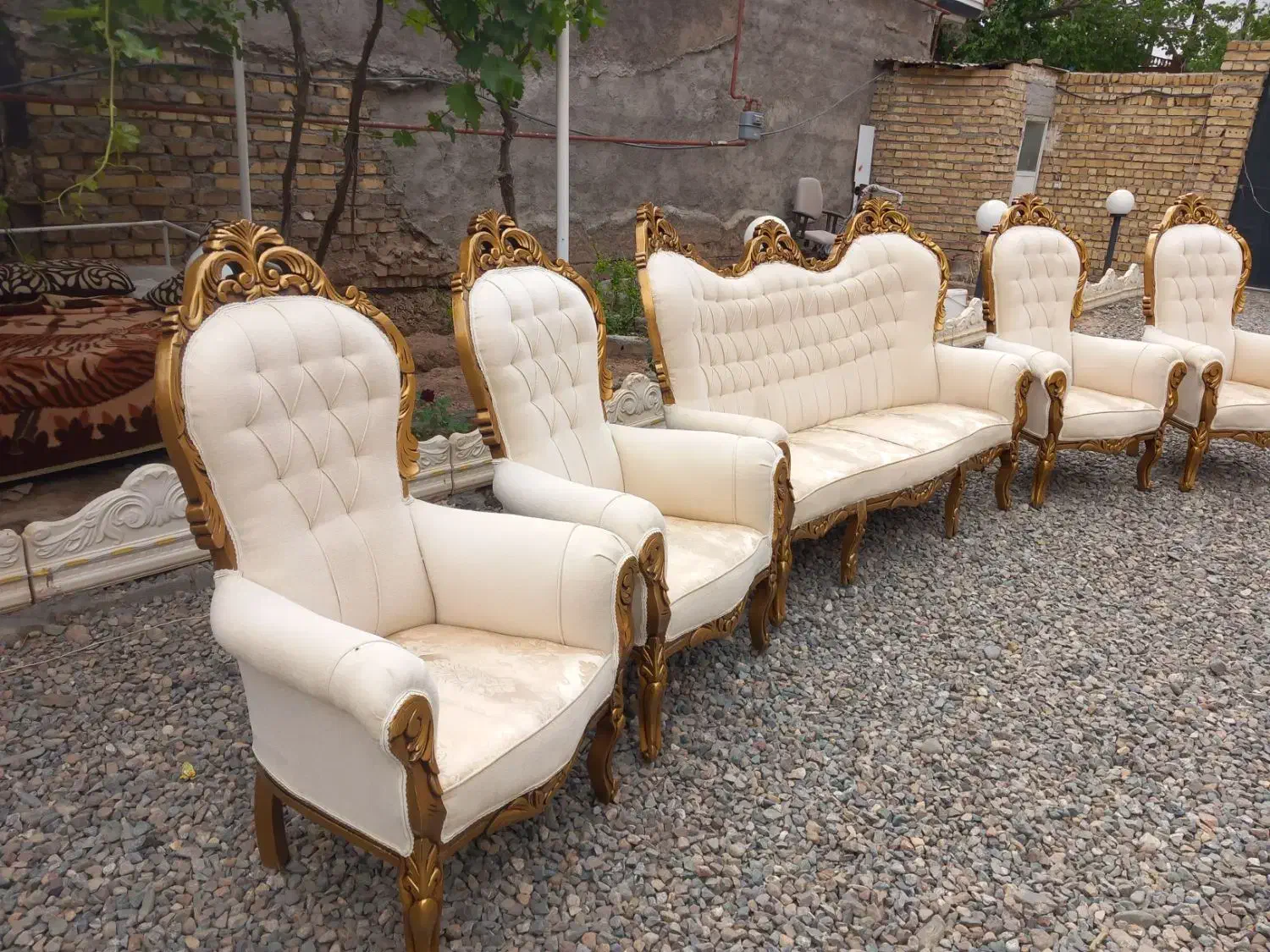 مبل سلطنتی|مبلمان خانگی و میز عسلی|نیشابور, فخریه|دیوار