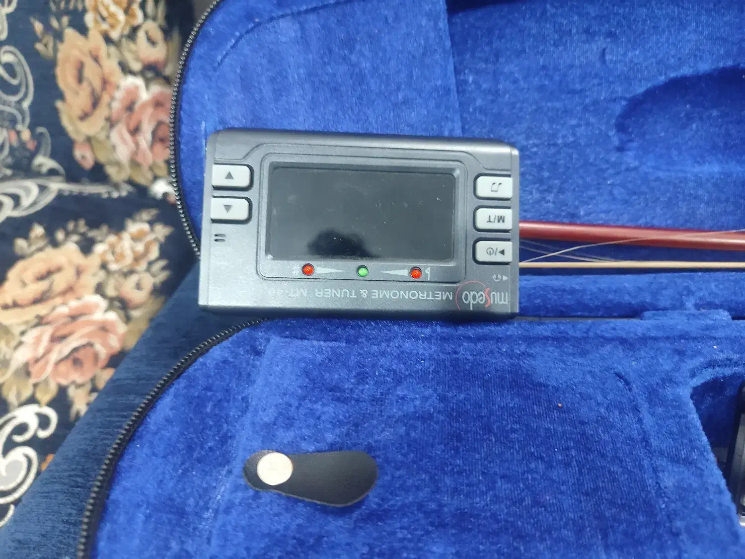 ویالون|ویولن|شهریار, رضی آباد بالا|دیوار