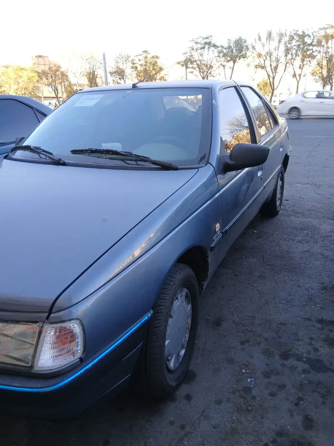 پژو ۴۰۵ دوگانه کارخانه مدل ۹۷|خودرو سواری و وانت|باقرشهر, |دیوار