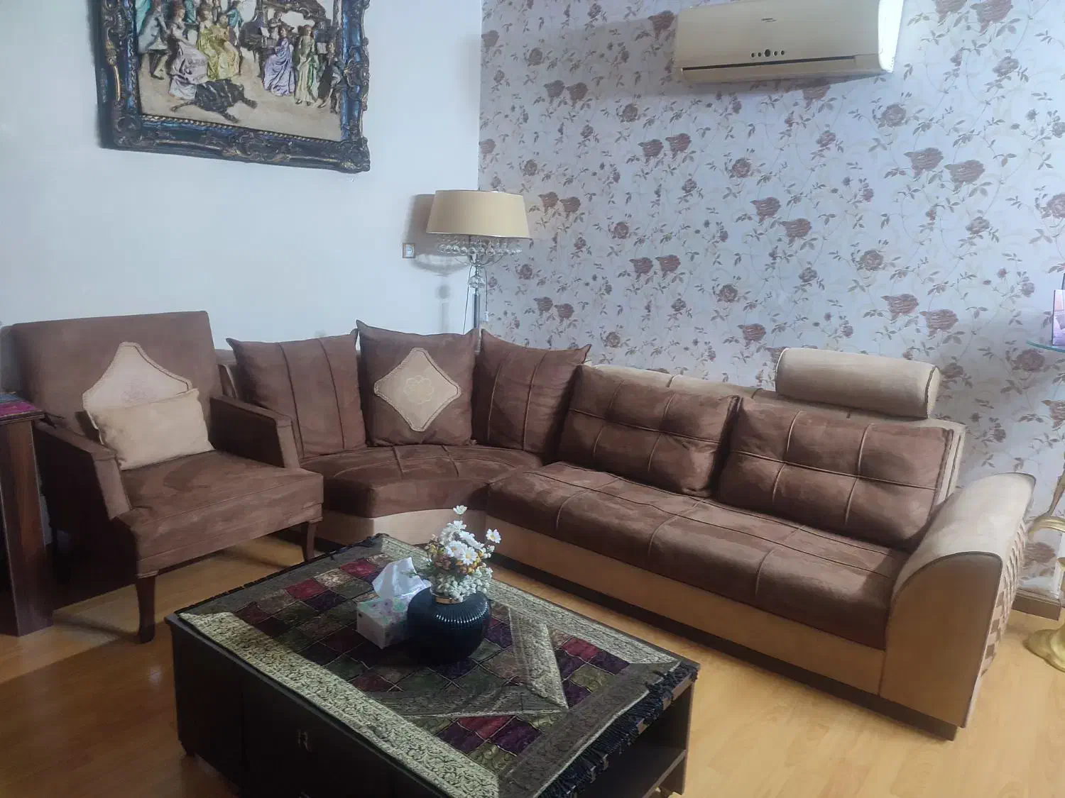 سرویس راحتی هشت نفره|مبلمان خانگی و میز عسلی|آمل, |دیوار