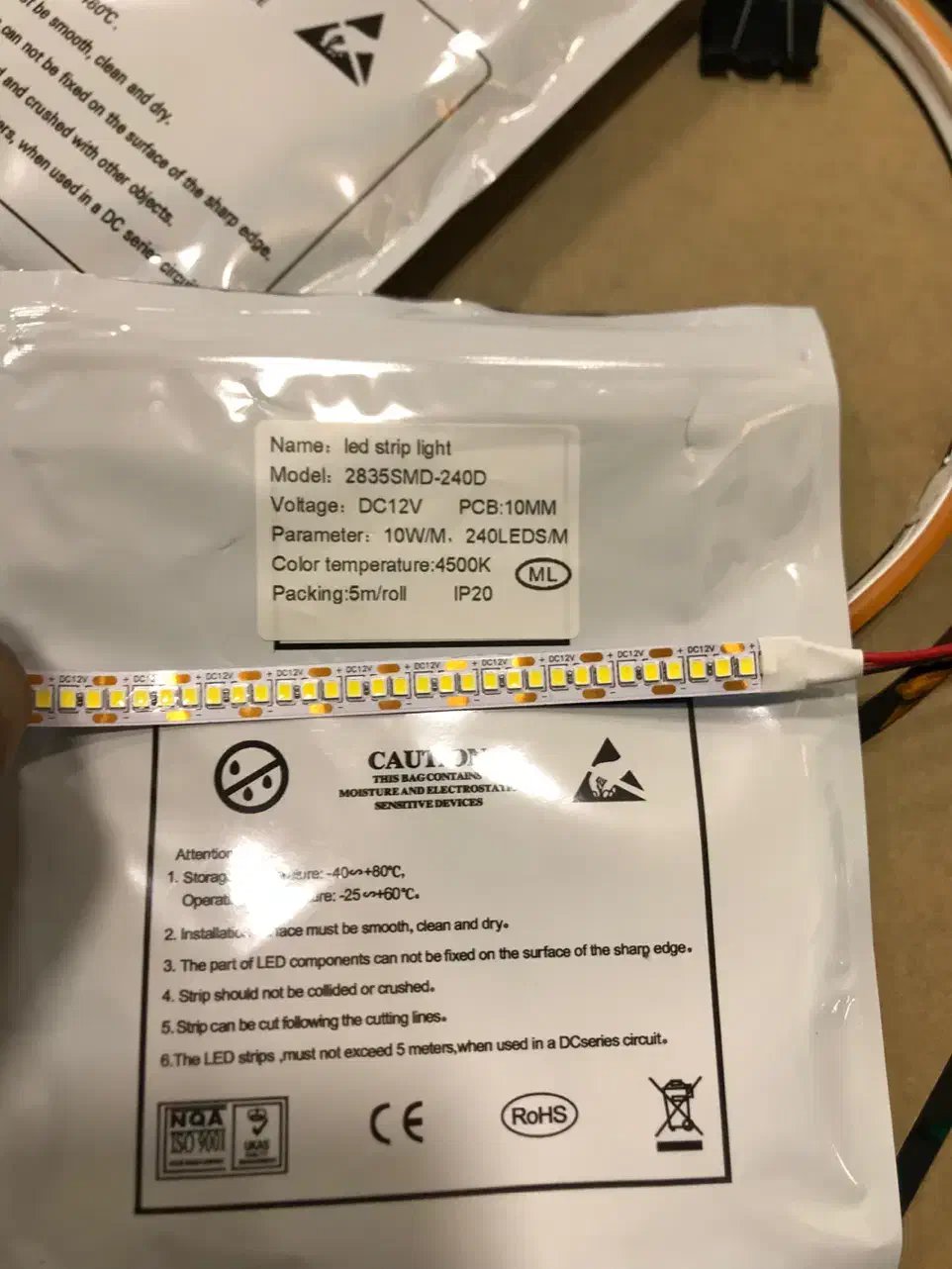 ریسه نواری|ریسه و چراغ تزئینی|تهران, فردوسی|دیوار