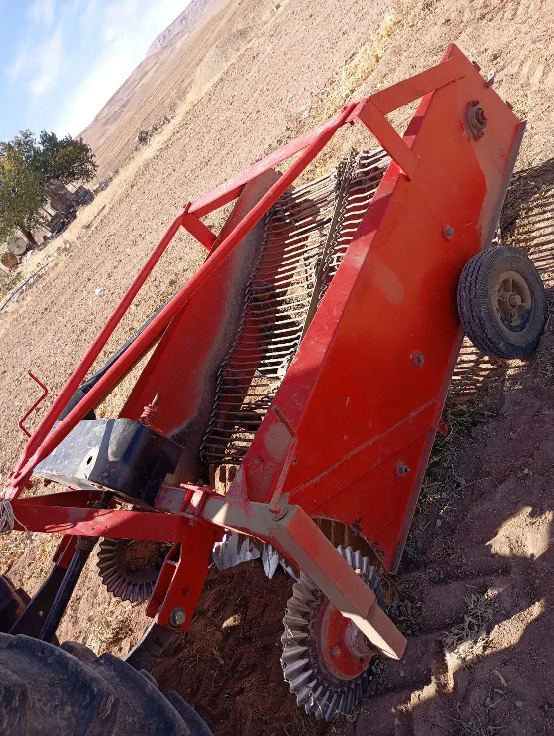 دستگاه سیب کن و فارو کانکس 18متری در حد نو|ماشین‌آلات صنعتی|باوله, |دیوار