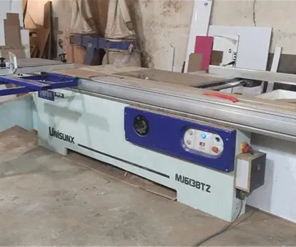 نیازمند نیروی ساده یا نیمه ماهر،کارگاه ساخت کابینت|استخدام صنعتی، فنی، مهندسی|قم, بیست متری ولیعصر|دیوار