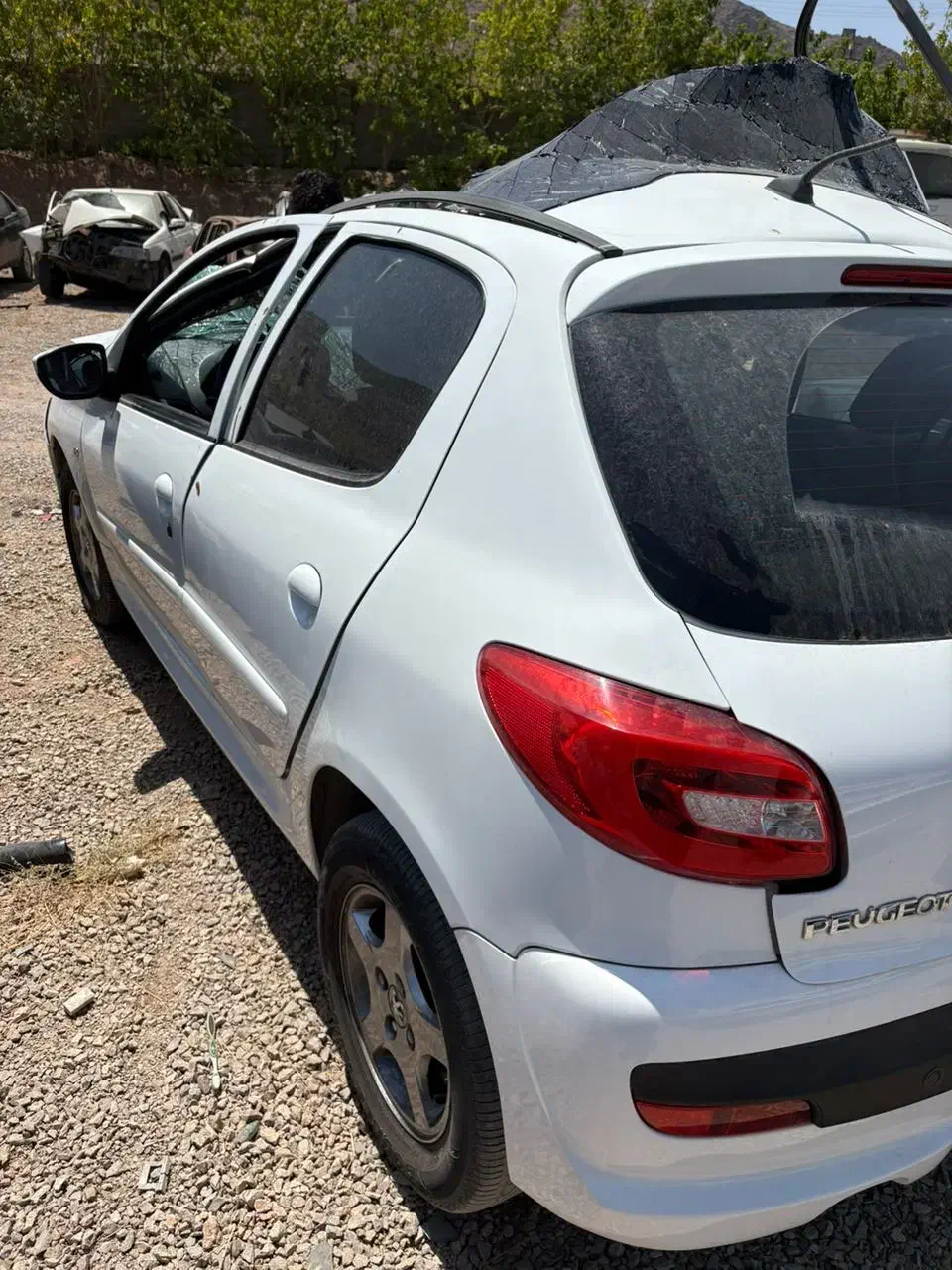 لوازم فابریک بدنه چراغ جلو سمت راننده|قطعات یدکی و لوازم جانبی|خمینیشهر, |دیوار