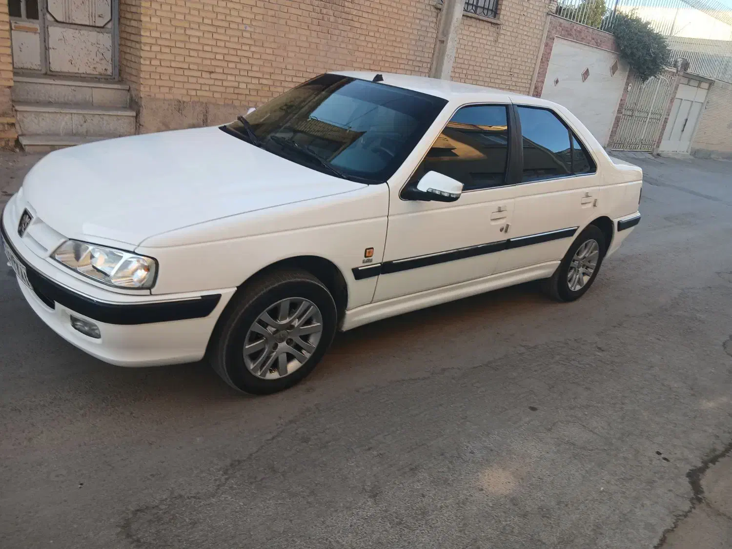 پژو پارسTU5مدل۹۹ کم کار|خودرو سواری و وانت|بروجن, |دیوار