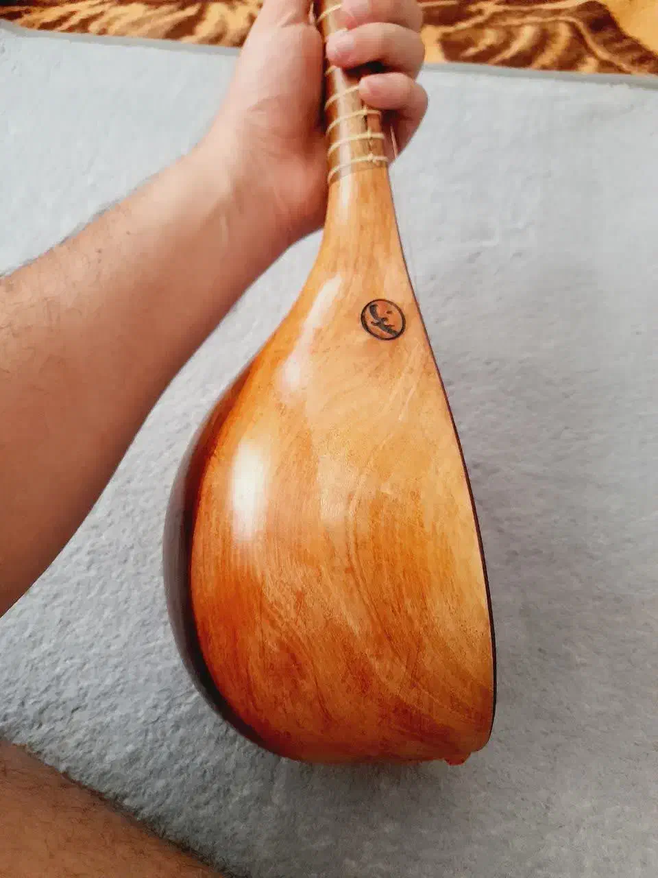 سه تار کاسه یتیکه|سازهای سنتی|خمین, |دیوار