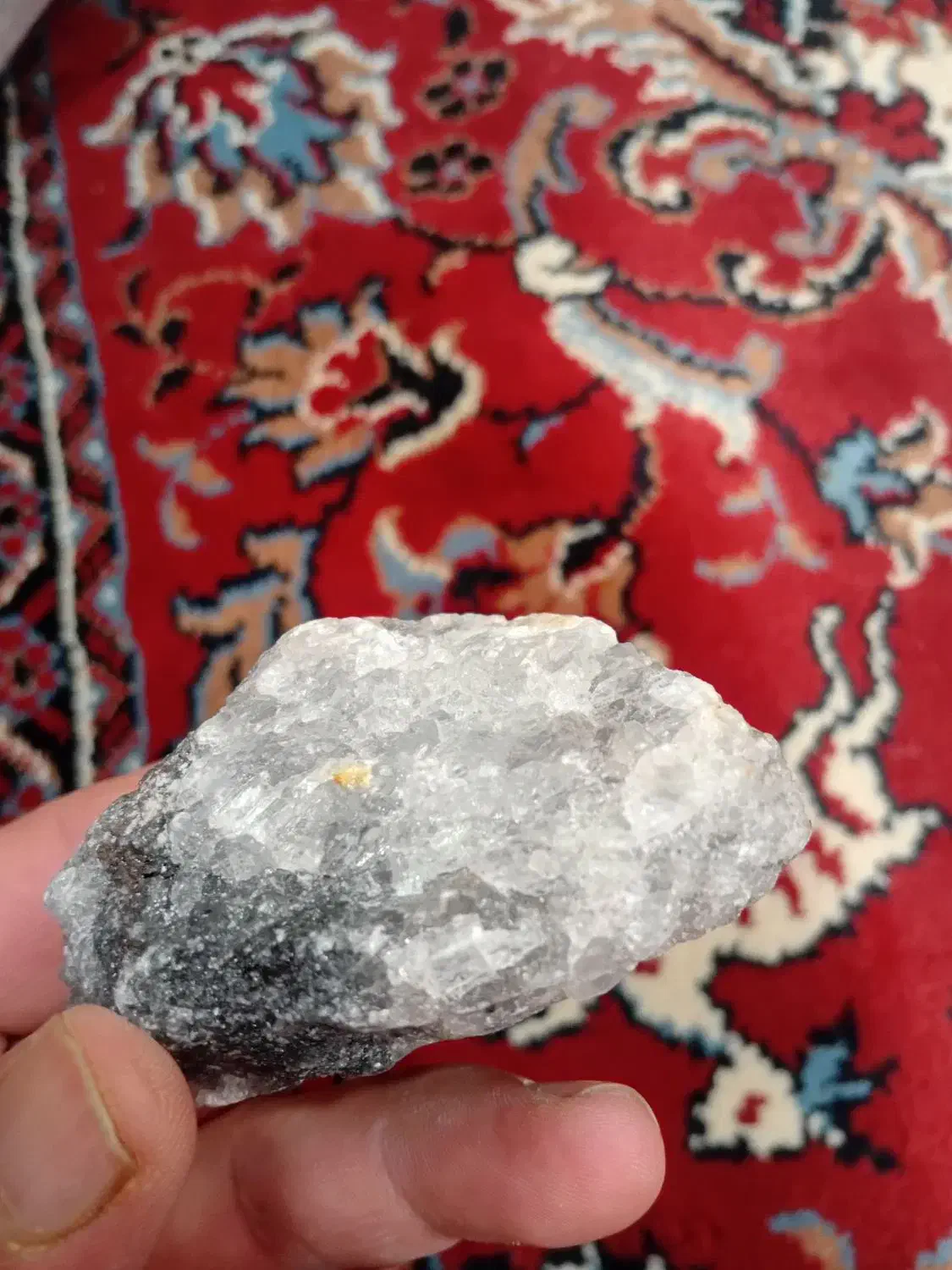 یک سنگ زیبا|جواهرات|شیراز, شهدای شهرک سعدی|دیوار