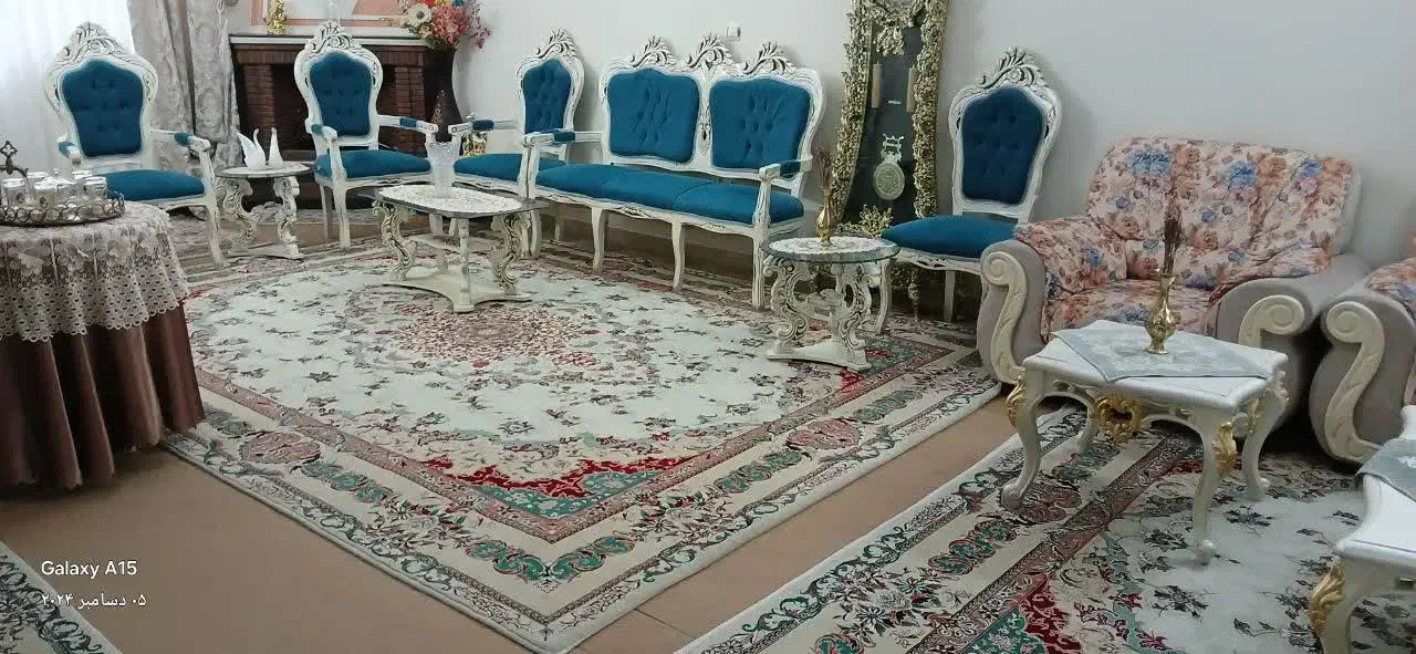 مبل ۹ نفره استیل همراه با میز و جلو مبلی|مبلمان خانگی و میز عسلی|پاکدشت, شهرک انقلاب|دیوار