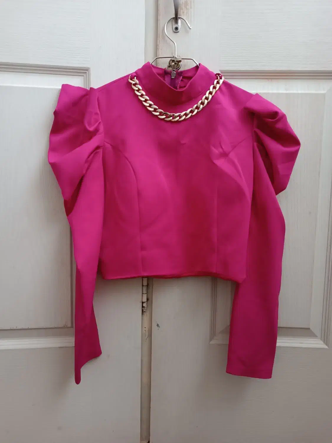 کراپ|لباس|انگوران, |دیوار